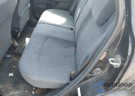 2012 Honda Fit z USA, uszkodzony, nr VIN JHMGE8G36CS008707